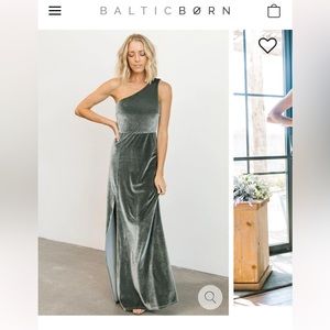 Baltic Born, eucalyptus green, one shoulder, velvet, XL